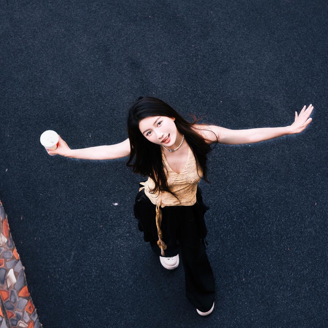 Vicky琴儿