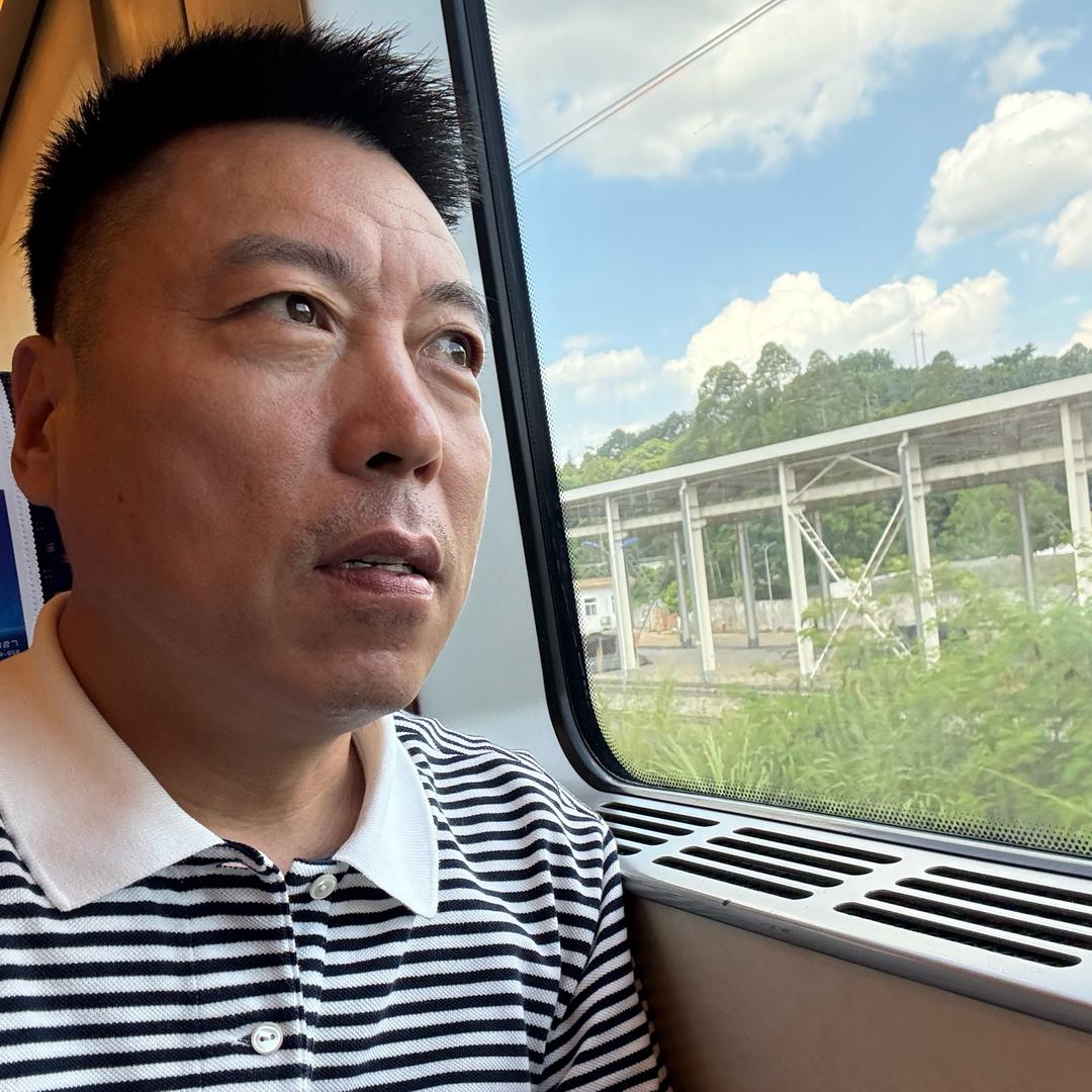 东坡在爬坡