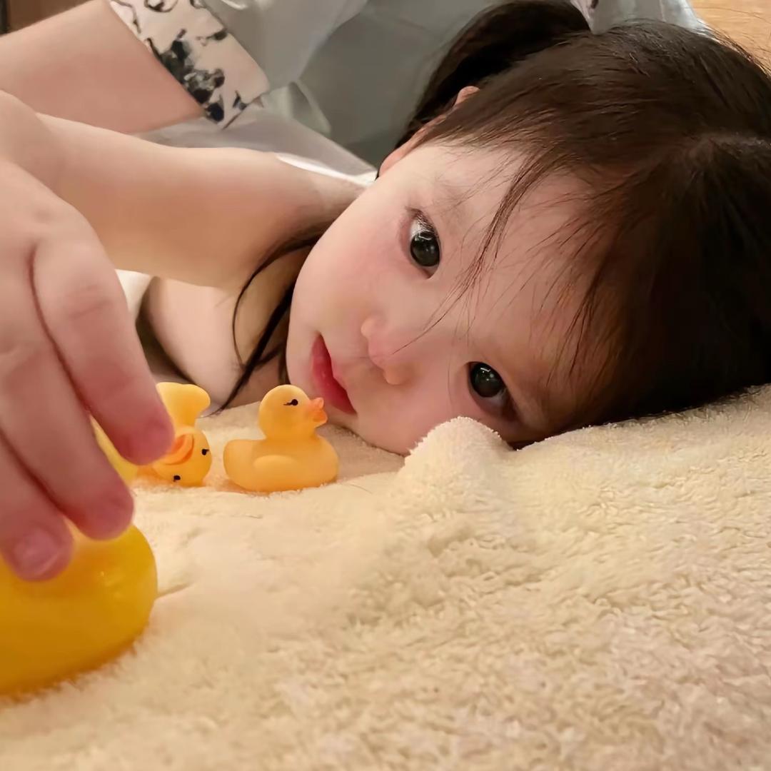 忧郁的美少女壮士