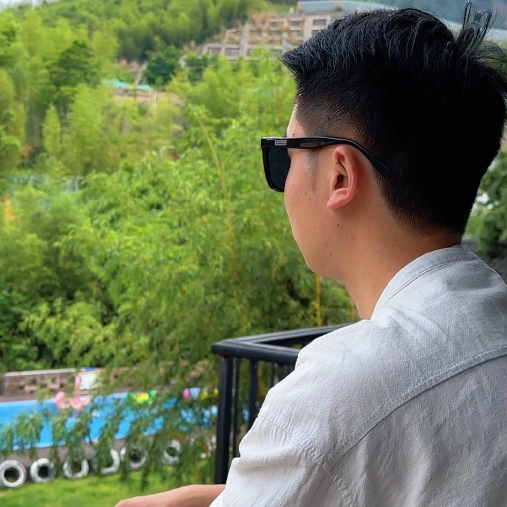 向前与奔奔