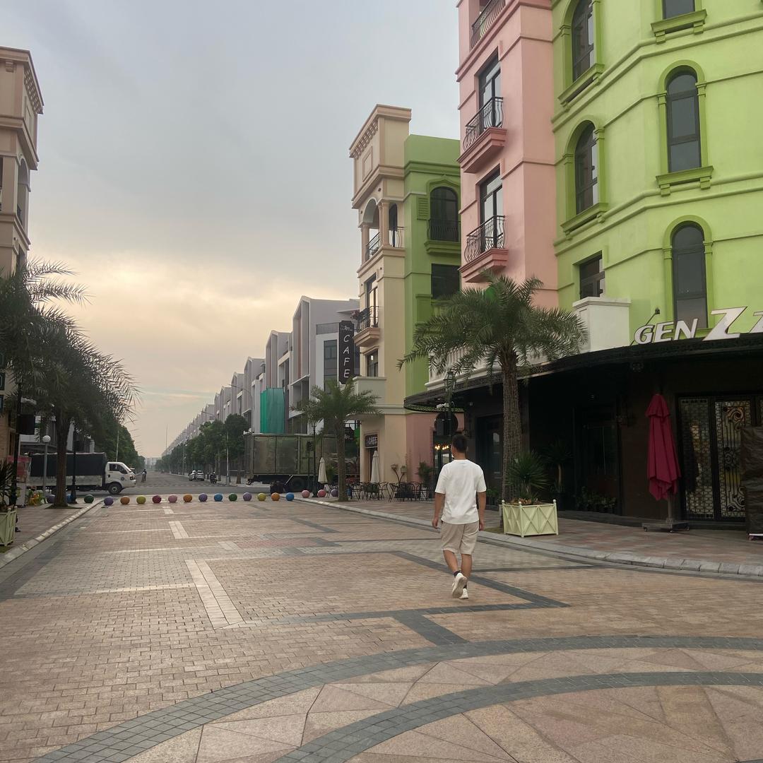 德君展览（深圳）有限公司