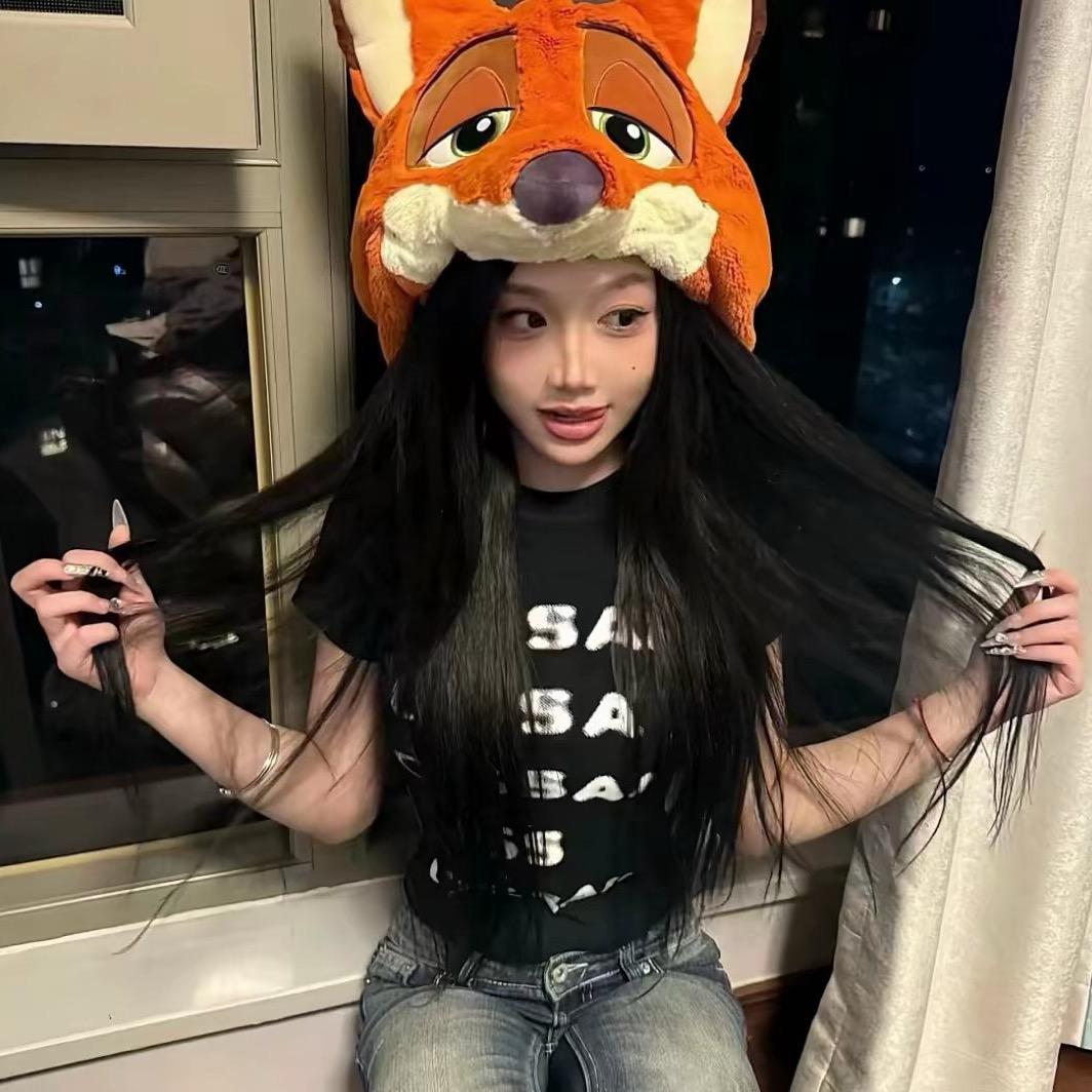 莓莓.