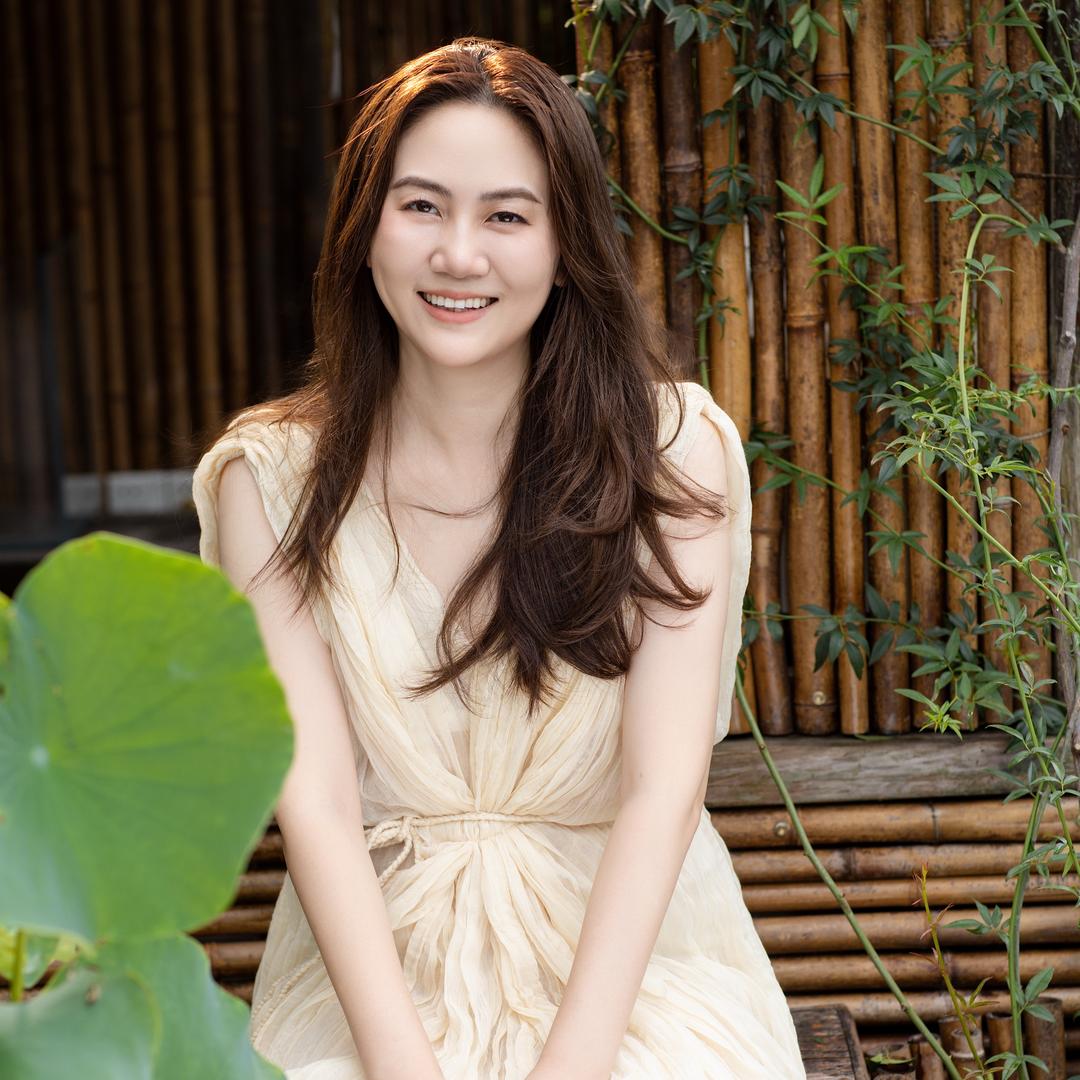 彩田老板娘—方姐