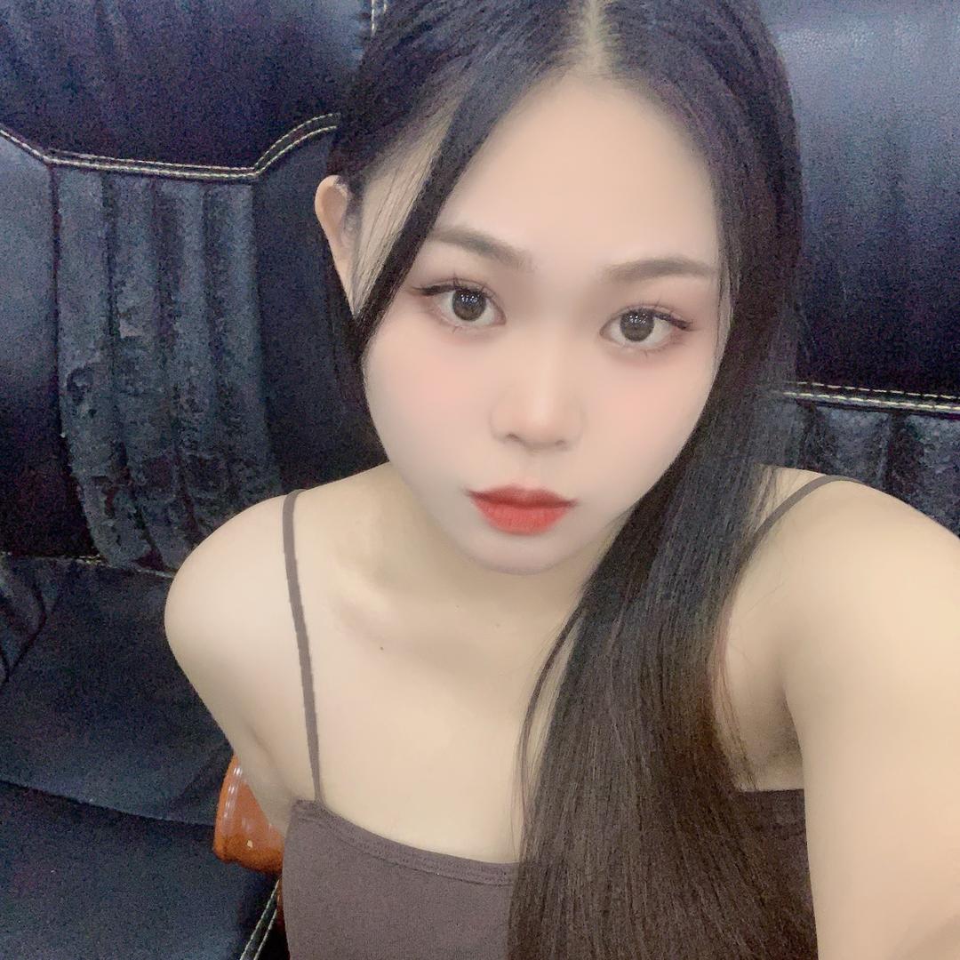 美女怎么会emo呢