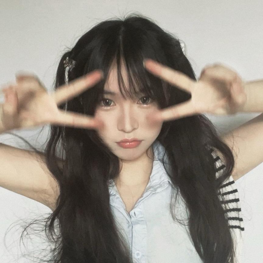 爱吃小面包的茳茳