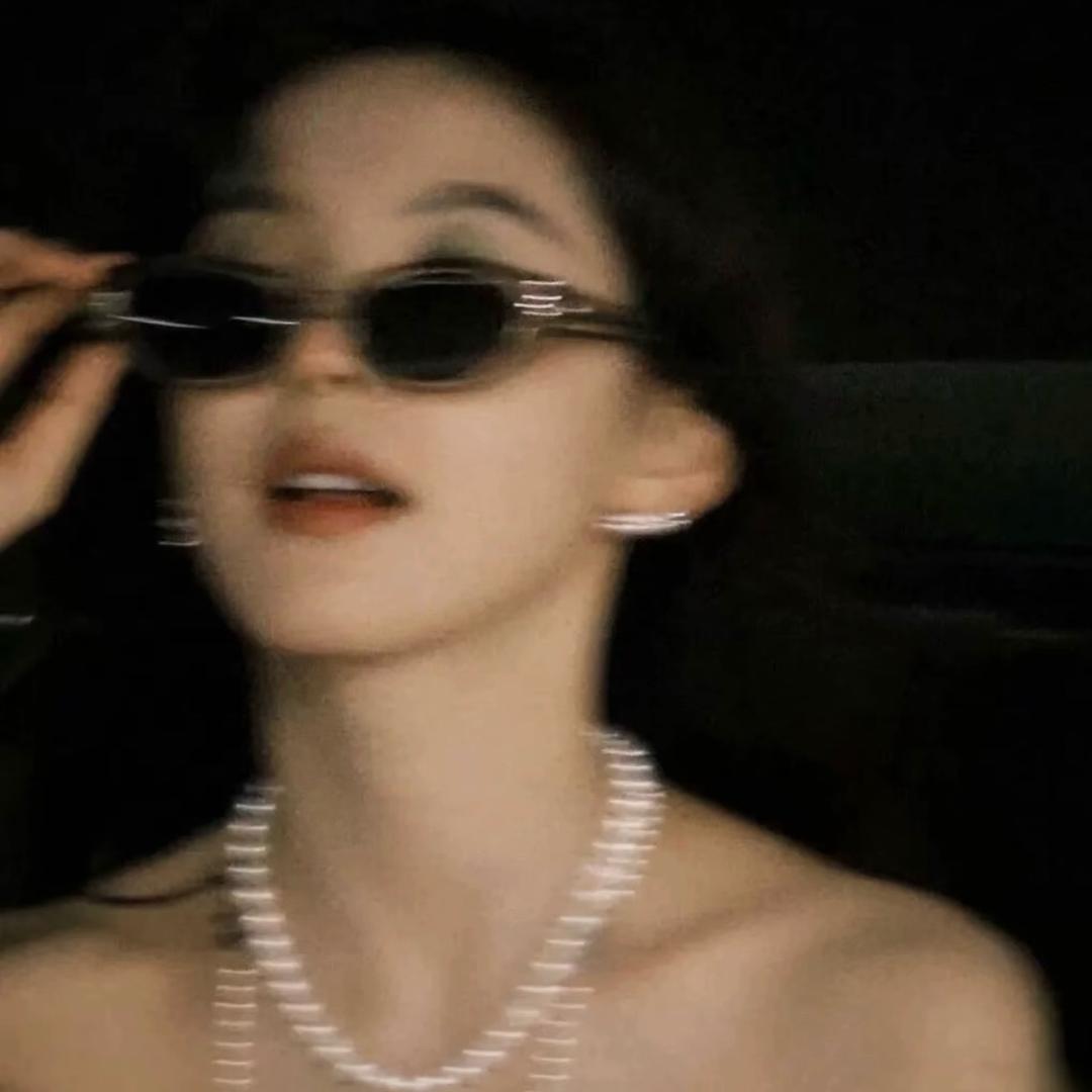 ᠻꪶꪮꪡꫀᖇ🍂