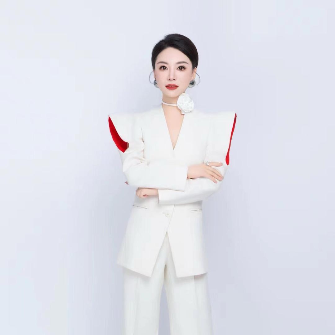 曼老师 （单身）