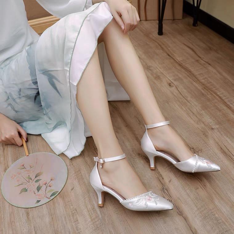 小卡设计师原创旗袍鞋