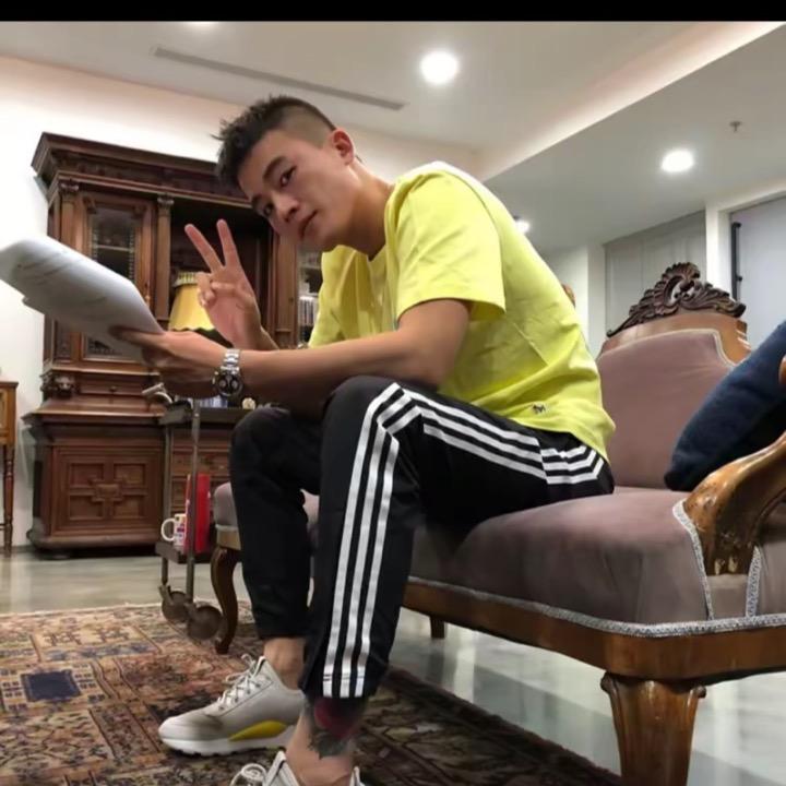 勒尔罗威