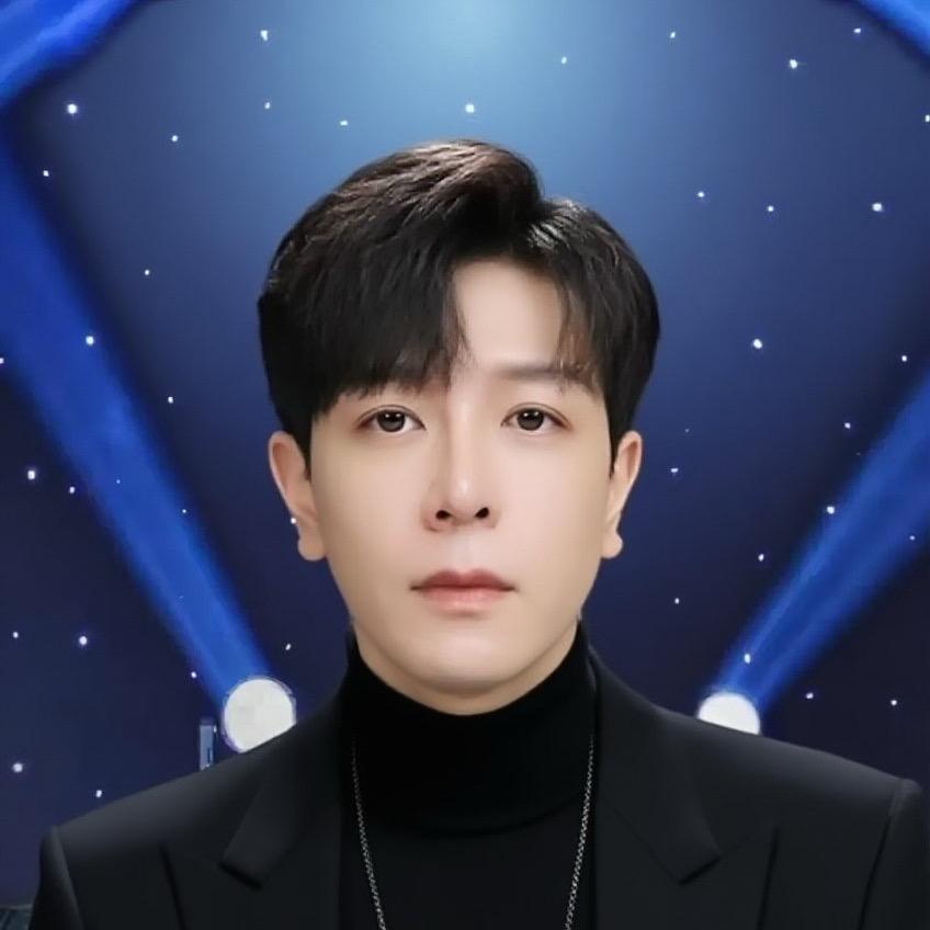 歌手谢华🎙️