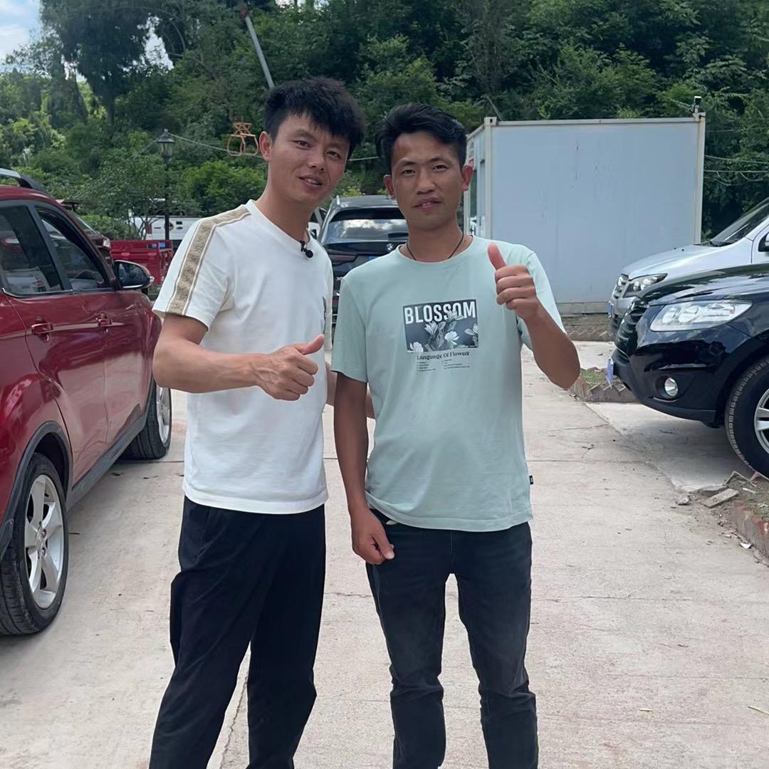 潼南区高密度鲢鳙巨物塘