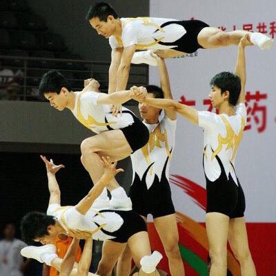 【龙】行天下