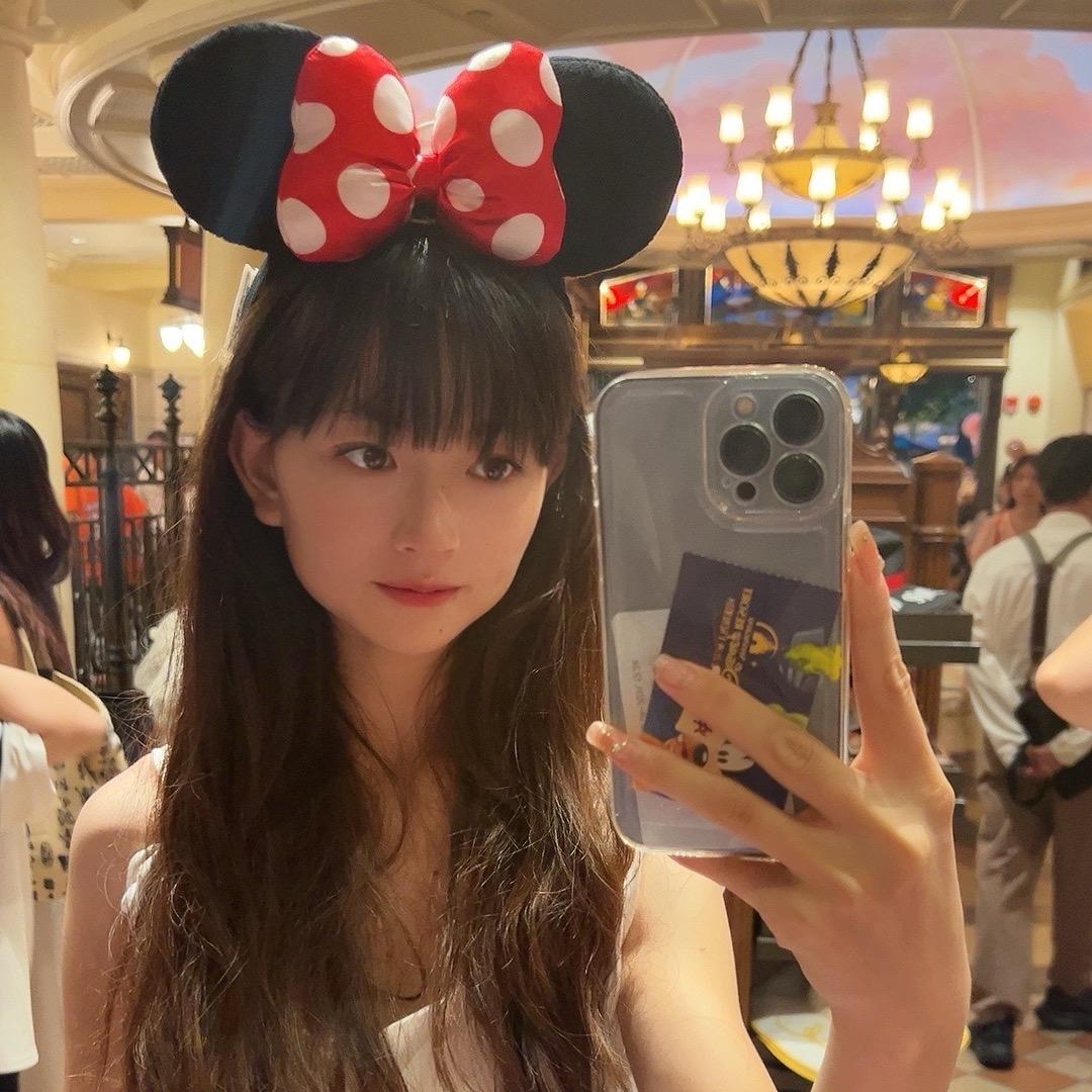 佳（00后带俩娃）