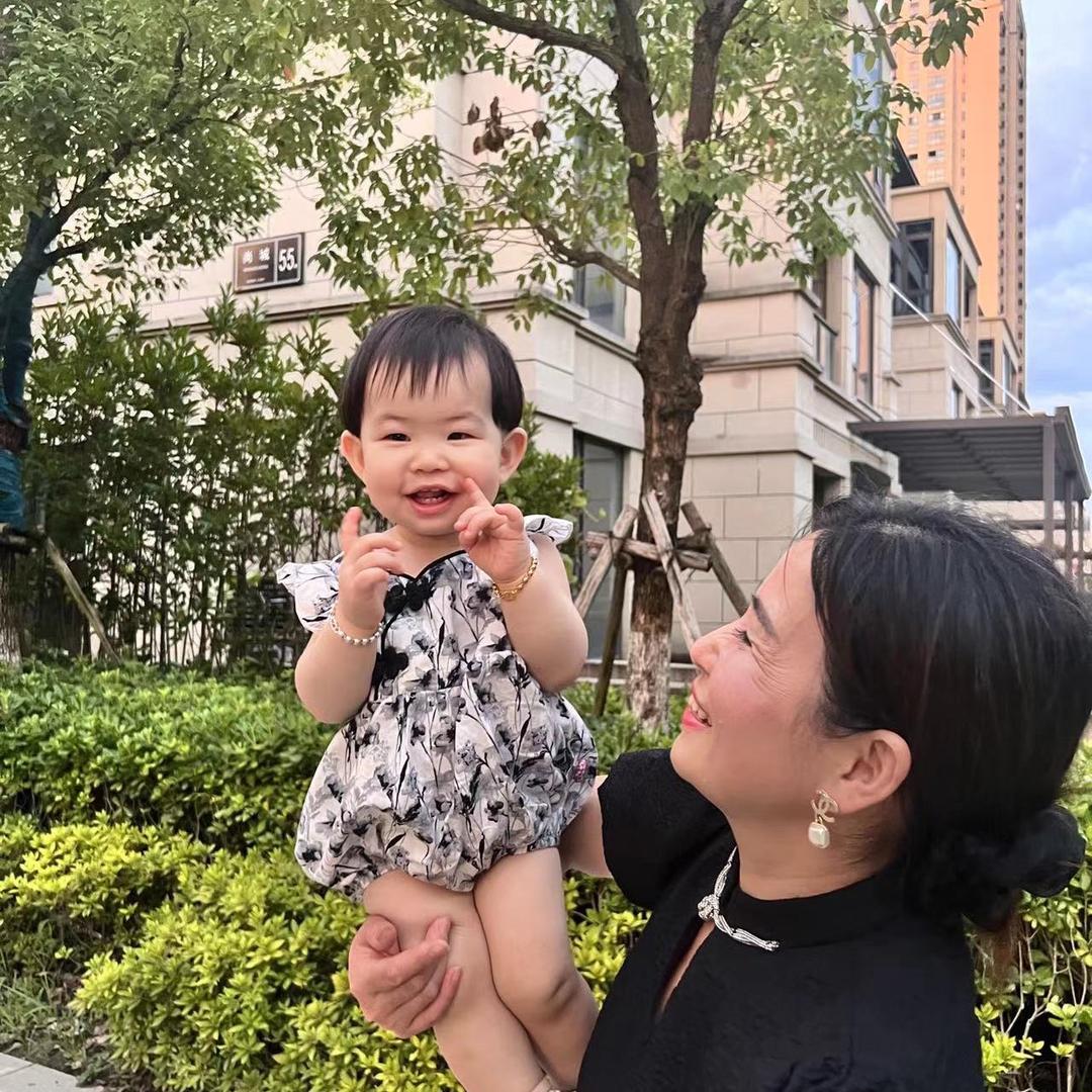 幸福女人🎉荣光铁扣💖