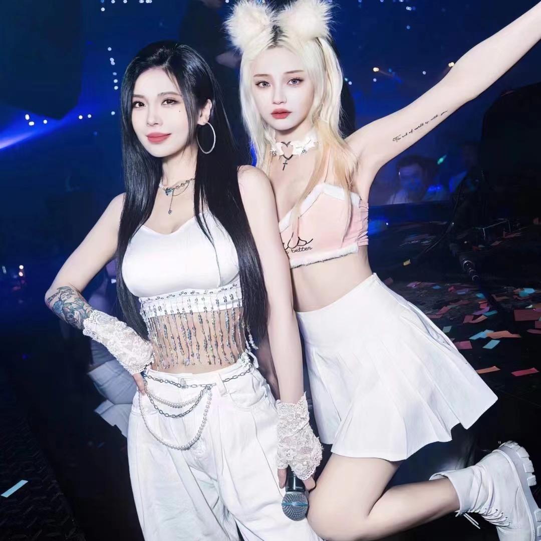 OROCHI 成都酒吧卡座预订