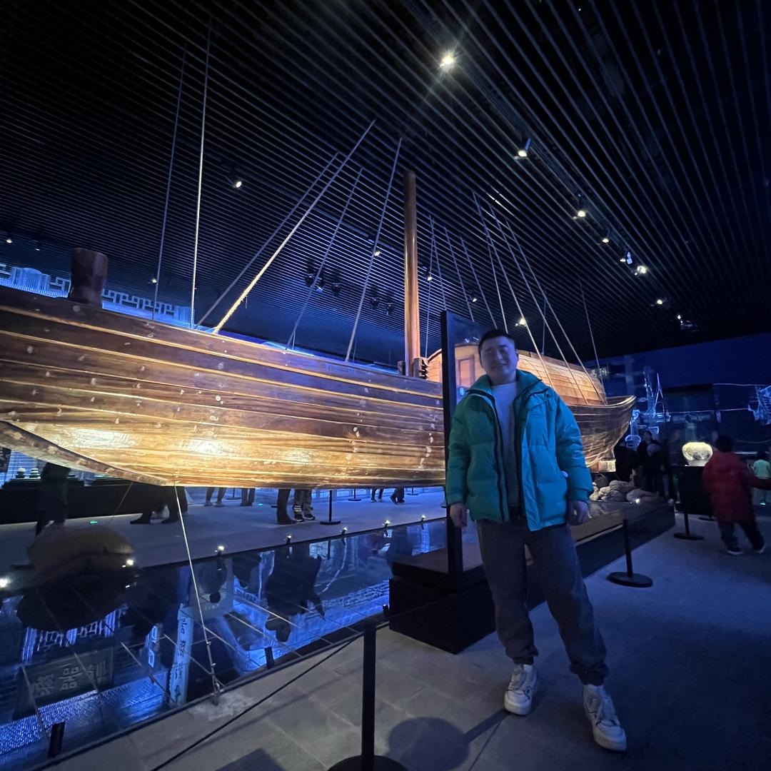 冠百游泳教练陈教练