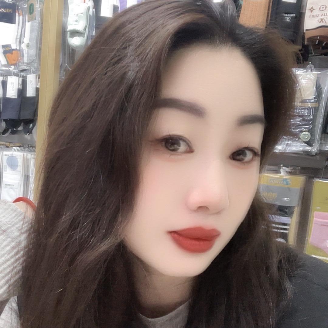 @红霞