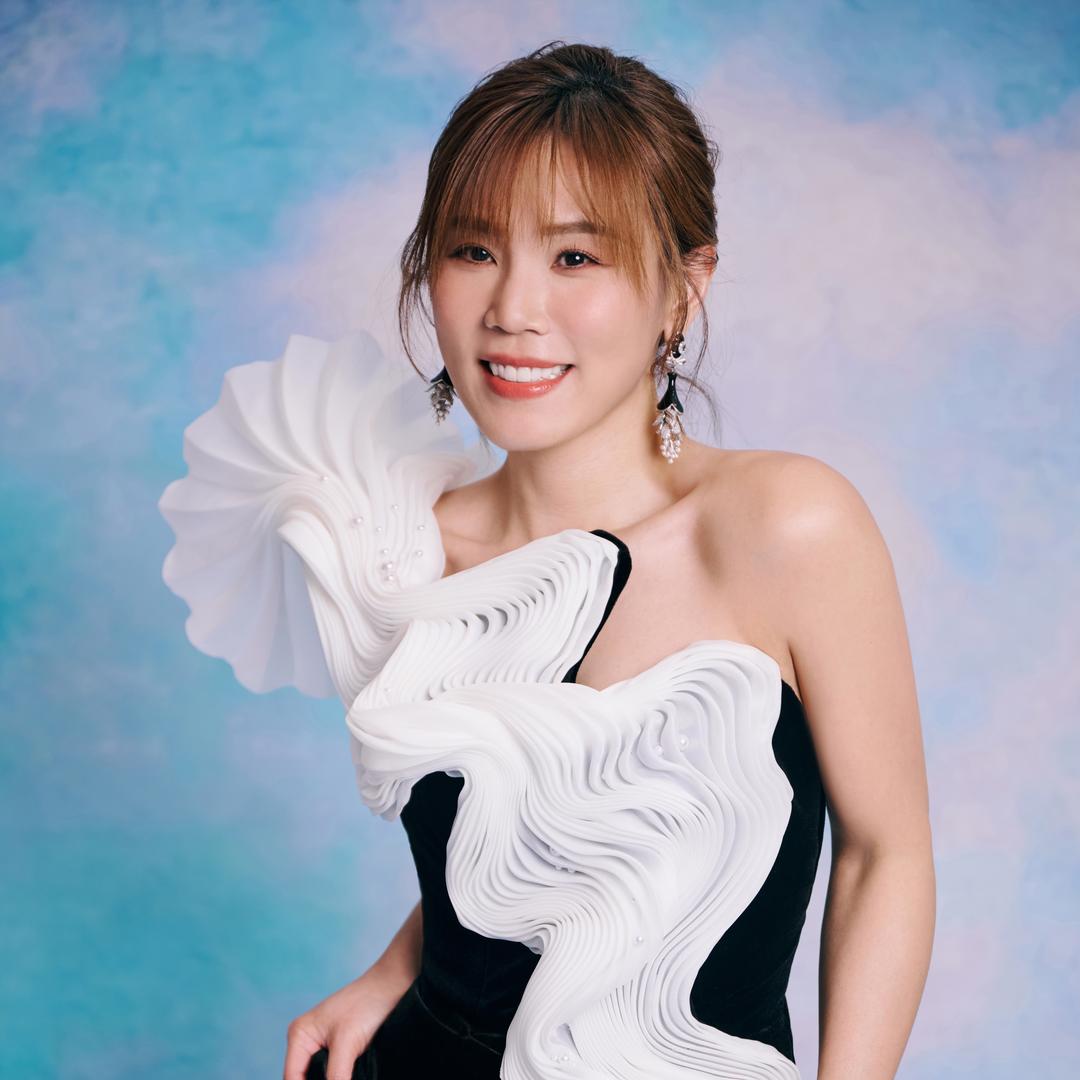 李佳薇