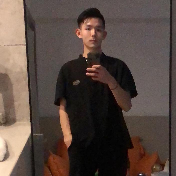 刘一鸣