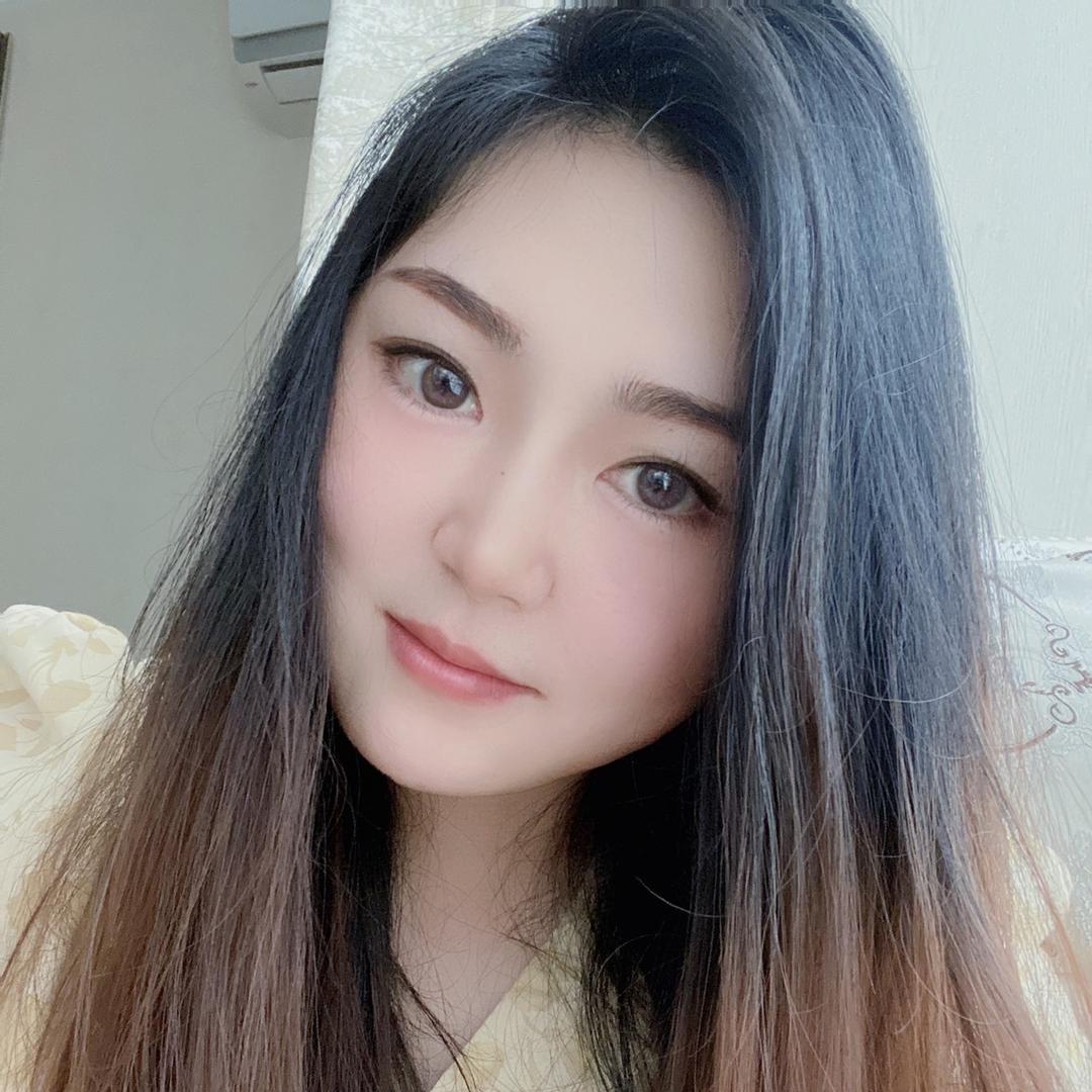 依依