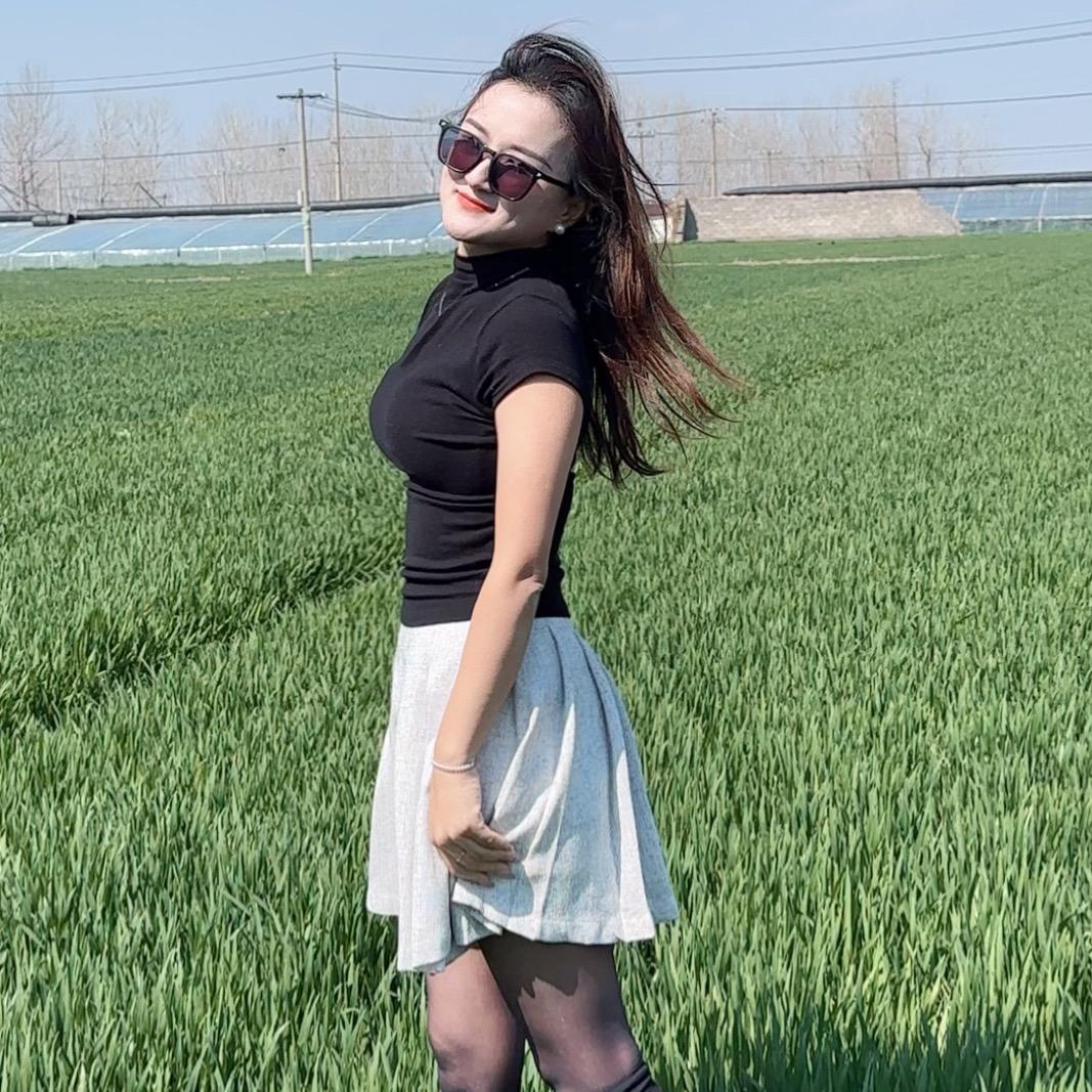 何何美美✋