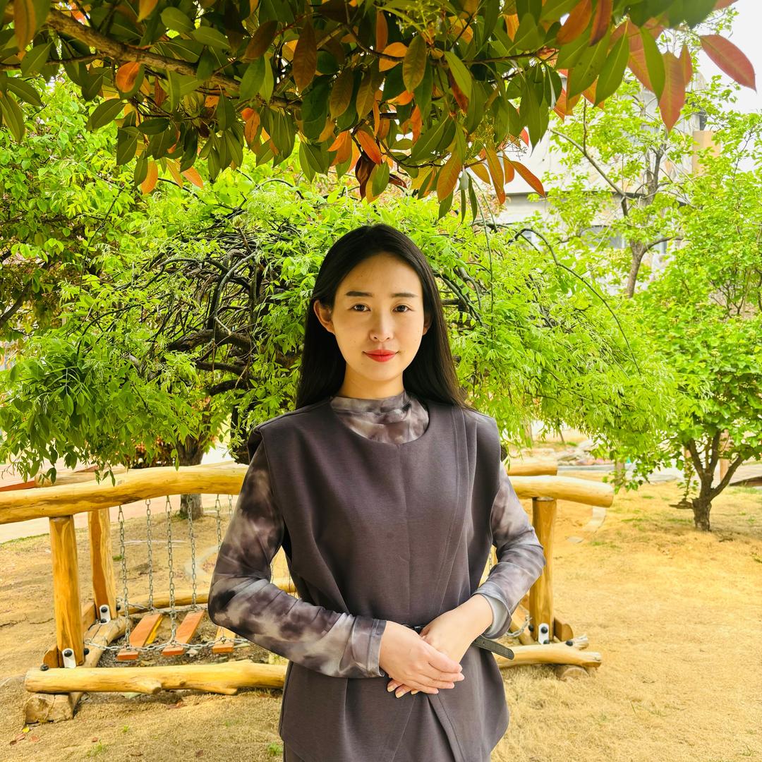 拍幼儿园的小美