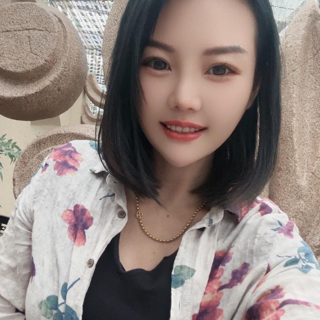 无名指的钻戒💍