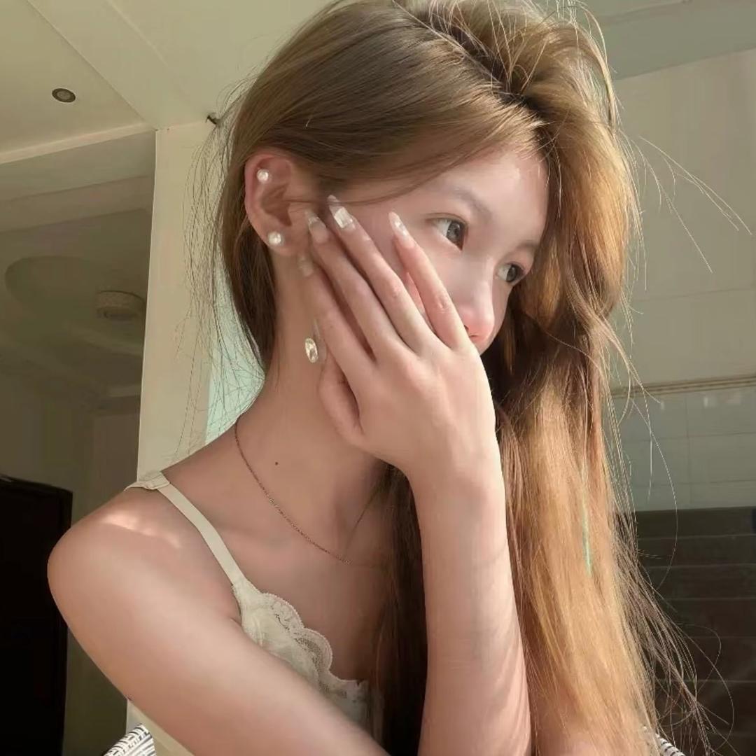 小小困^