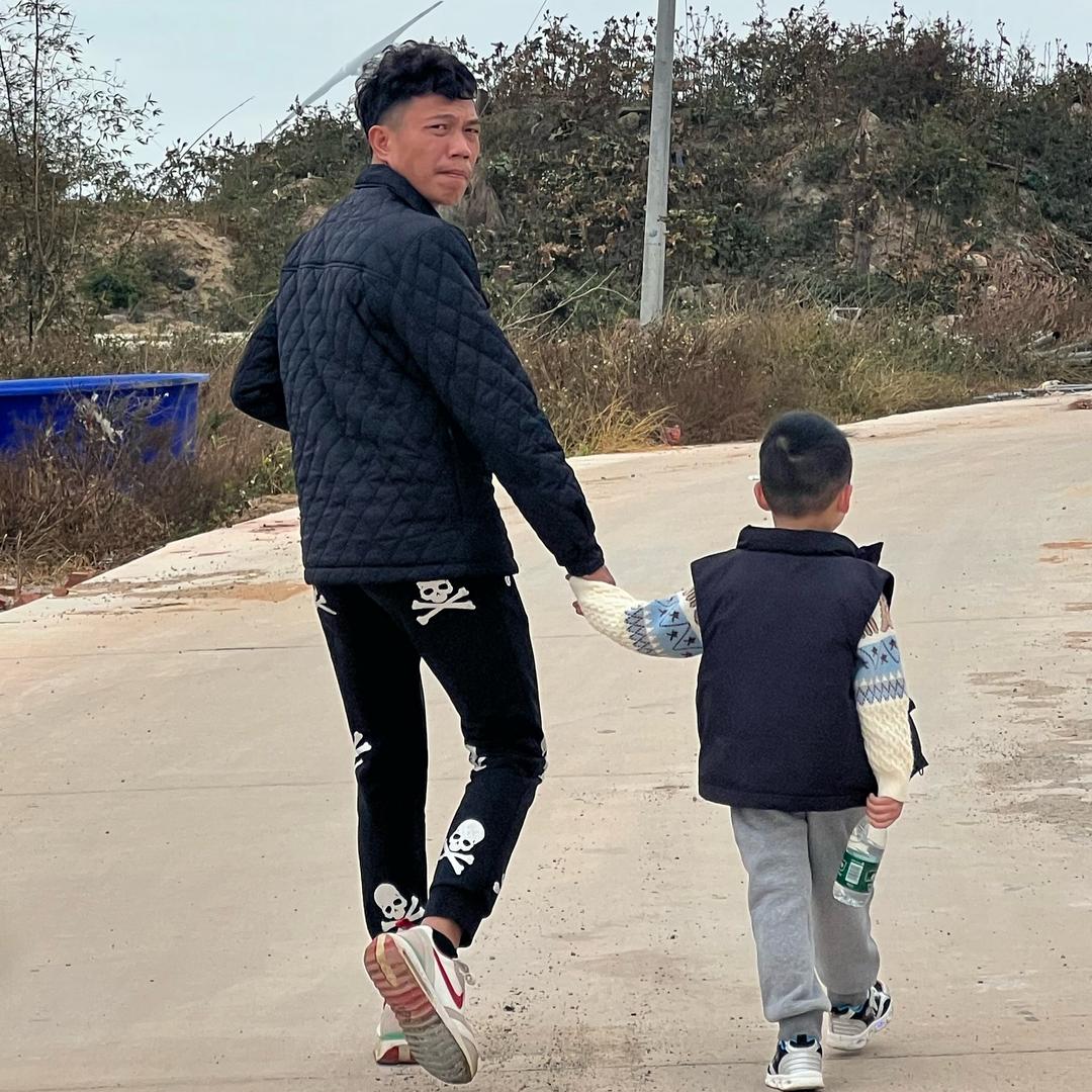 丰年虫小王子：黄真雄