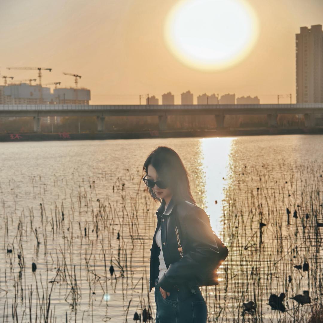 太阳（🌞）
