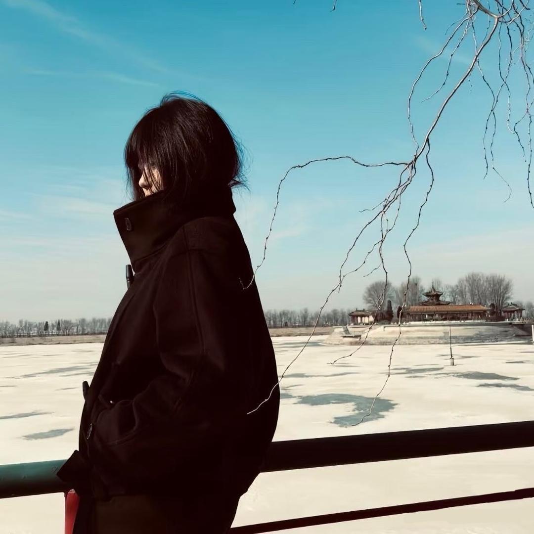 Mya.