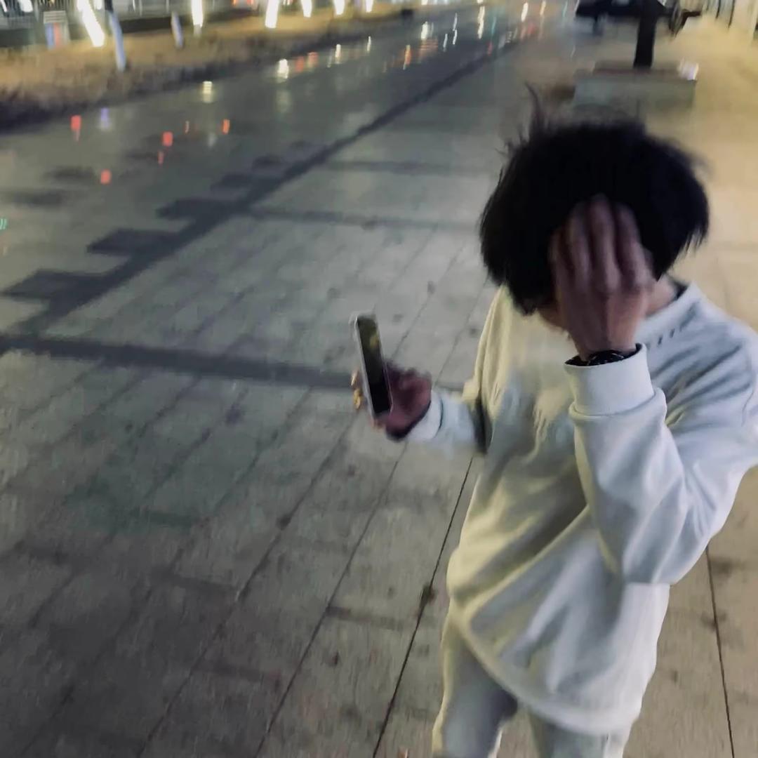 小 湯.