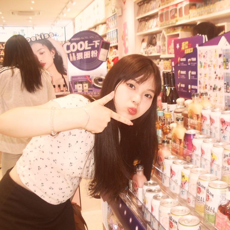 路路L_