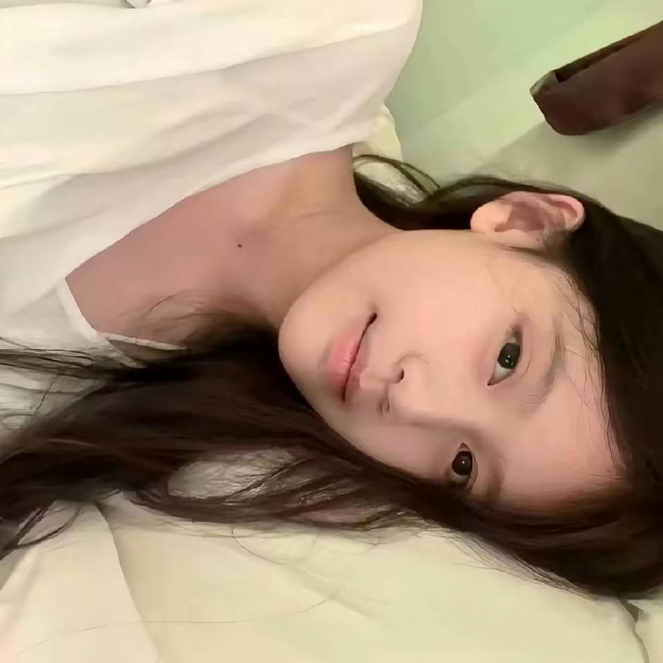 巴 黎