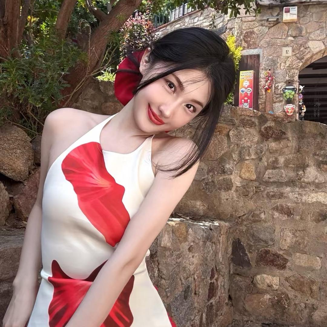 爱笑