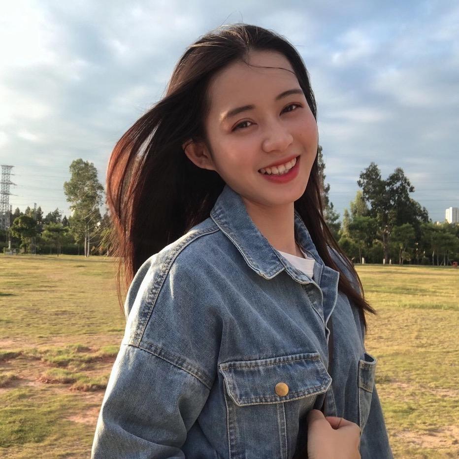 远房表姐与AK哥的日常