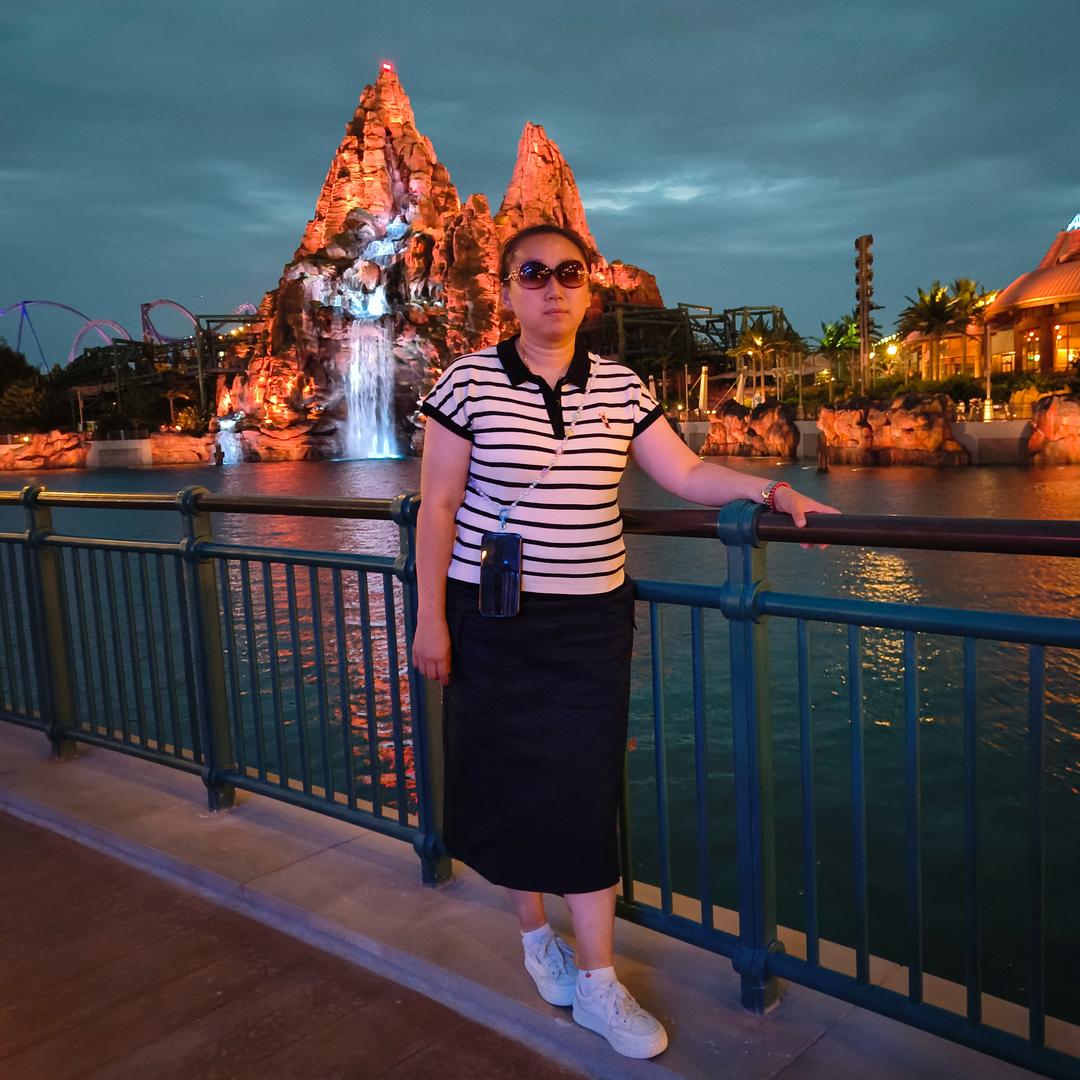 佳佳吖🎡吃喝玩乐