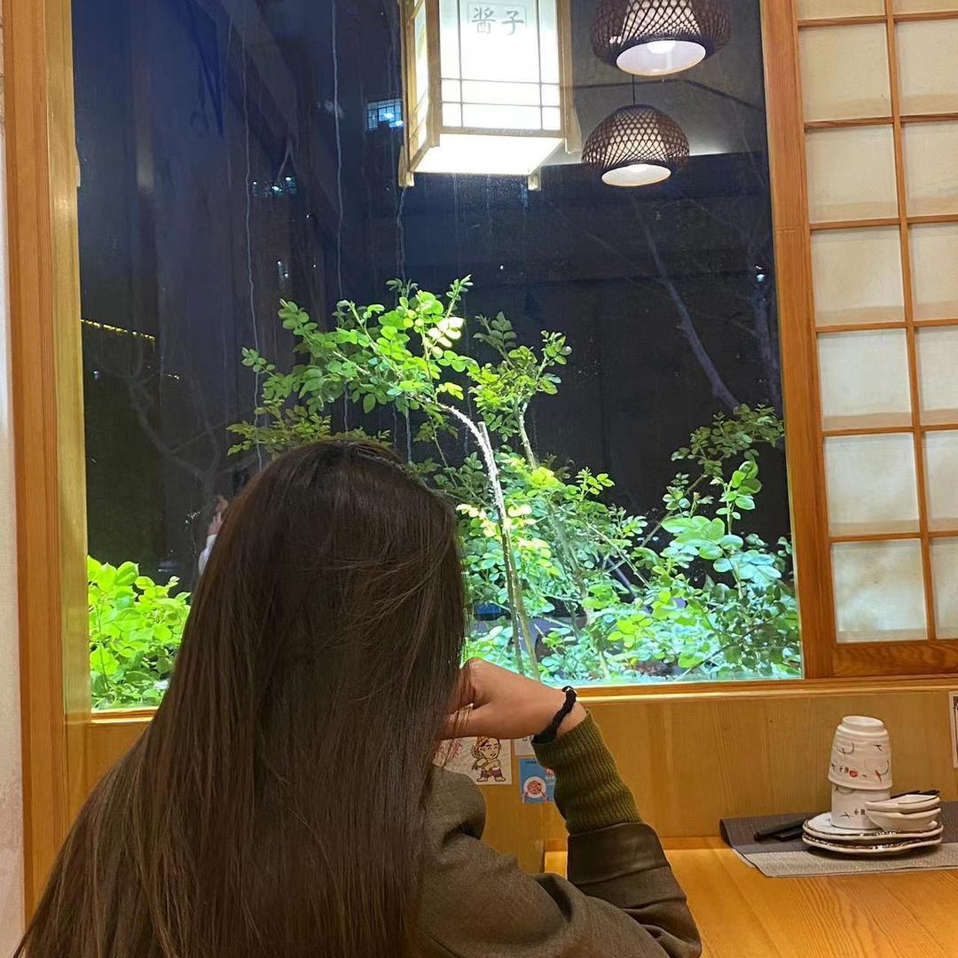 沭阳：梏恋梵希女装店