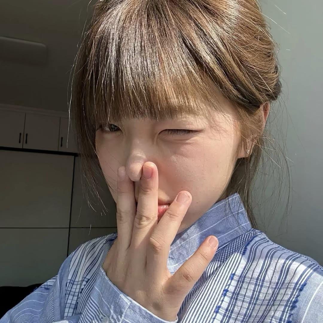 二月^