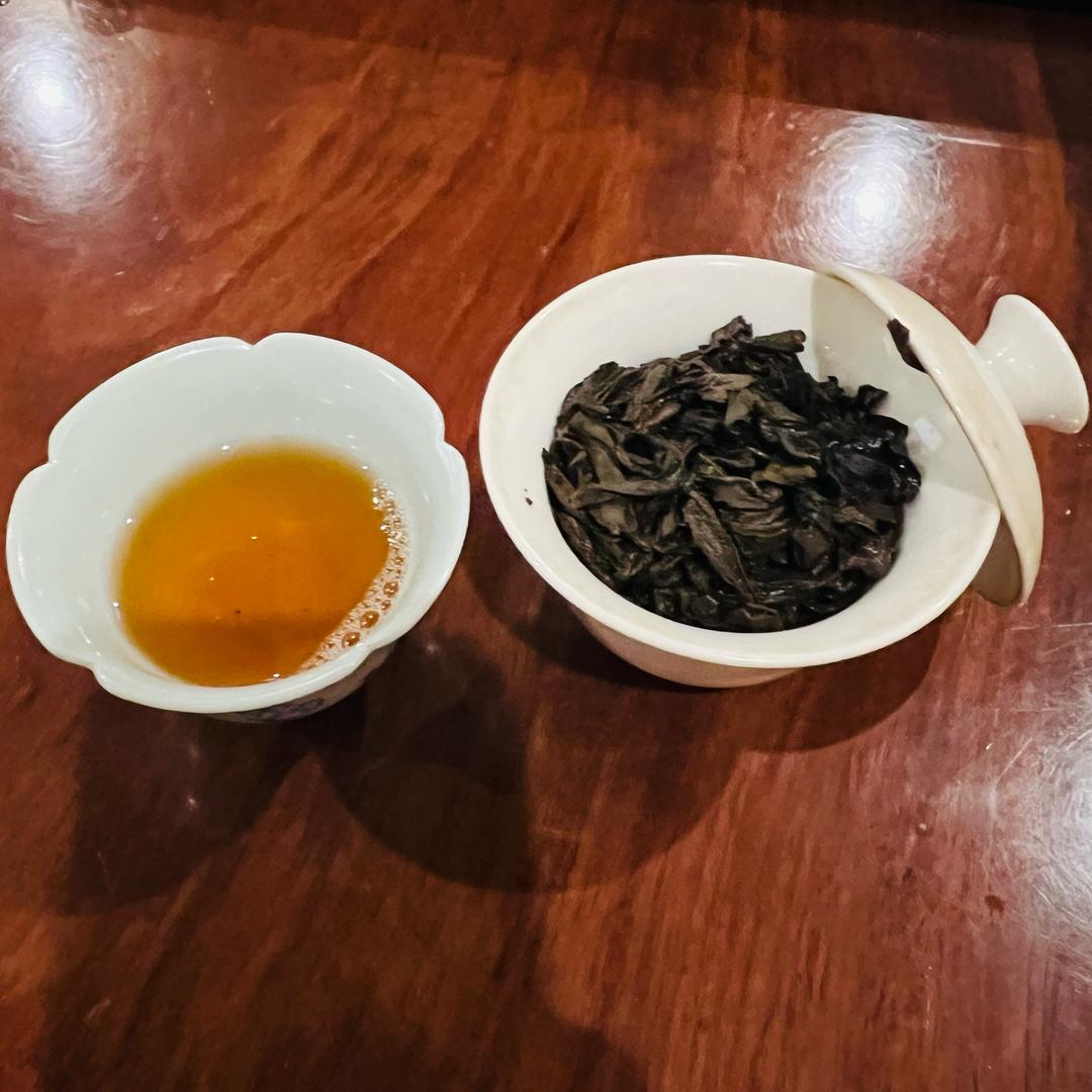 茶里茶外呀