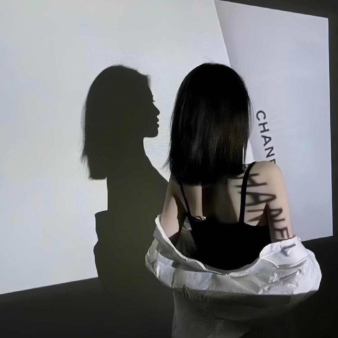 @颜控🎧 ︎ı||ıı...