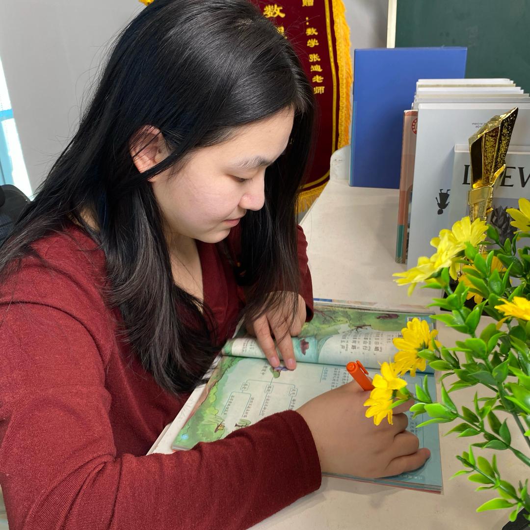 教语文的邓老师@抖音