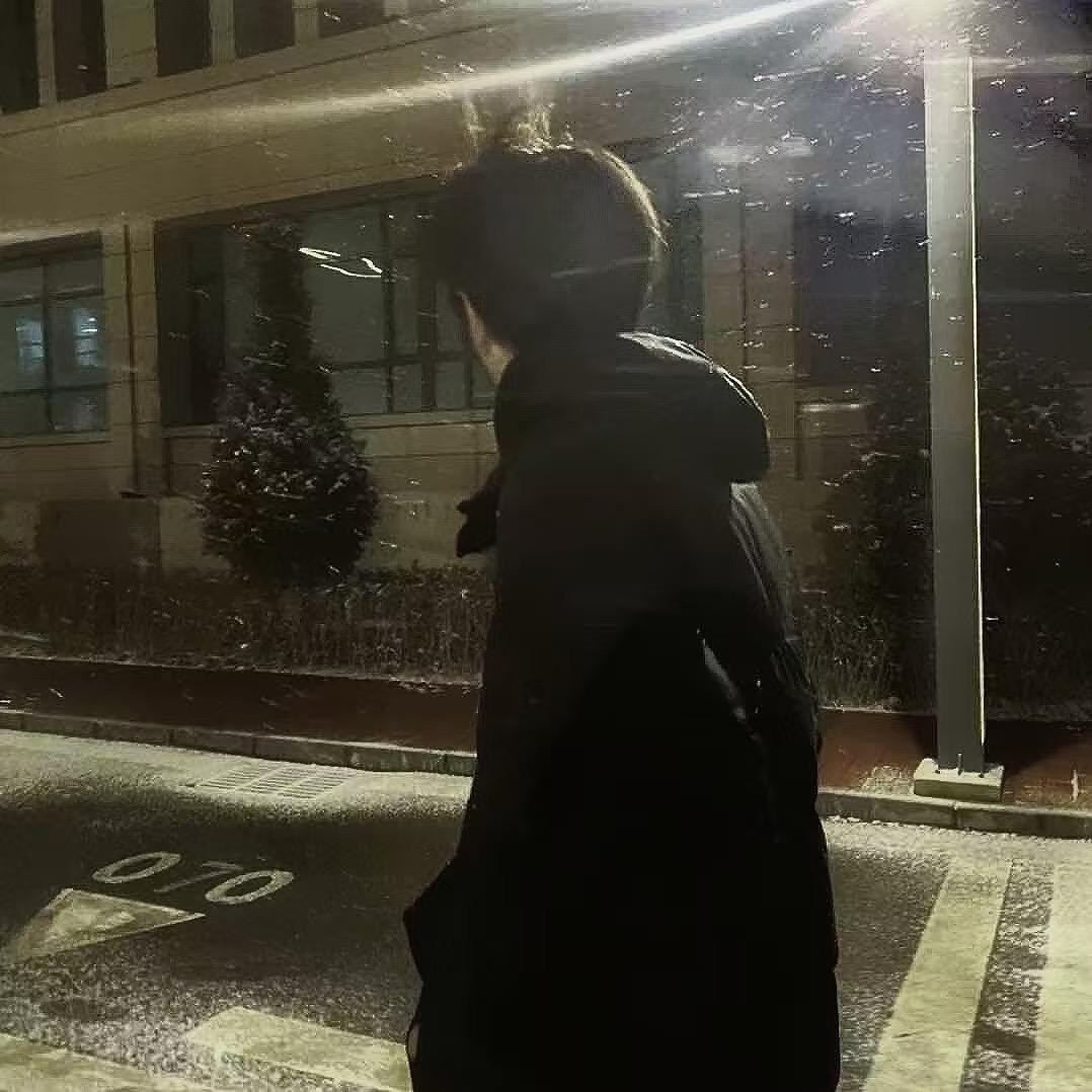 川熠ovo