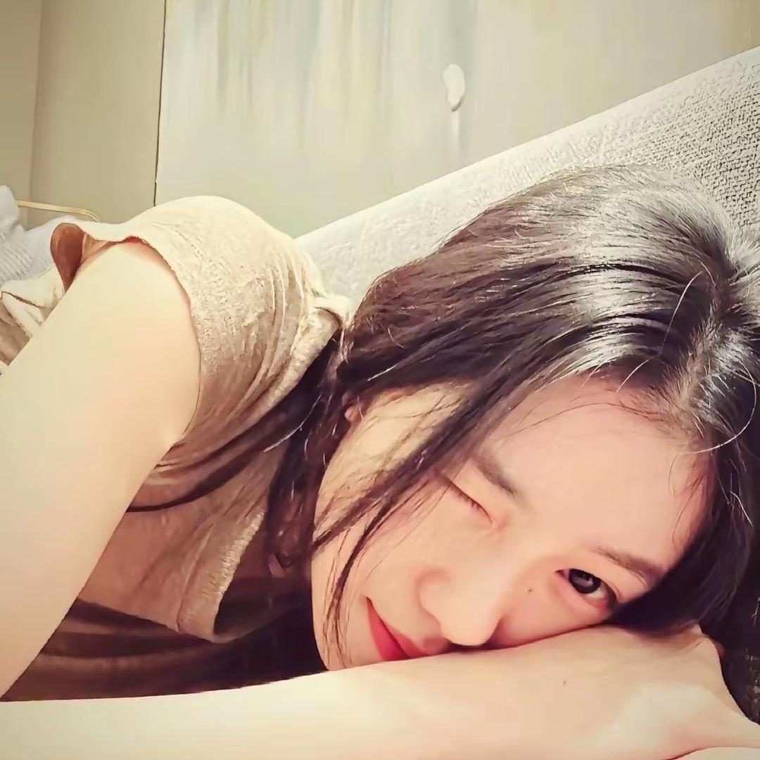 早点睡.