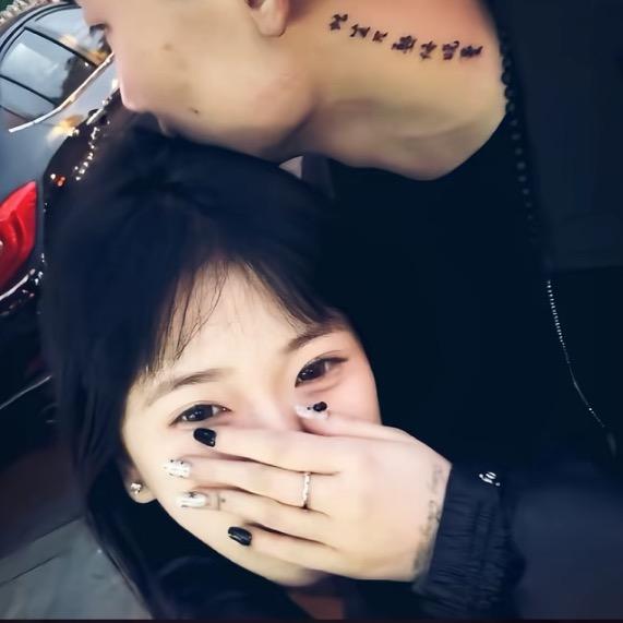 .                  都