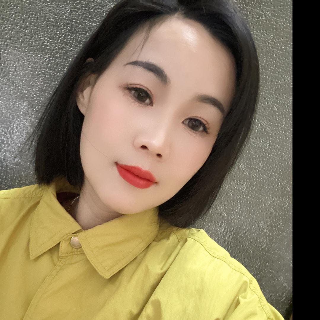 娜娜货车装潢内饰清洗