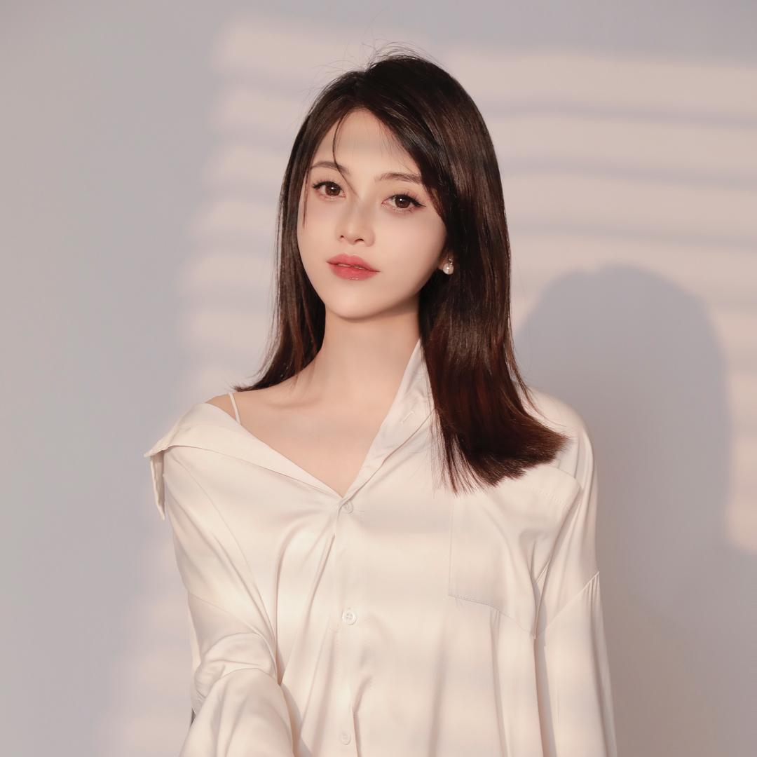 夏小天˘
