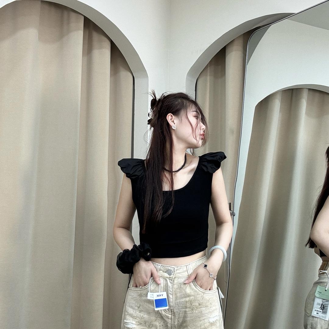 赣榆区青口镇喜橙服装店