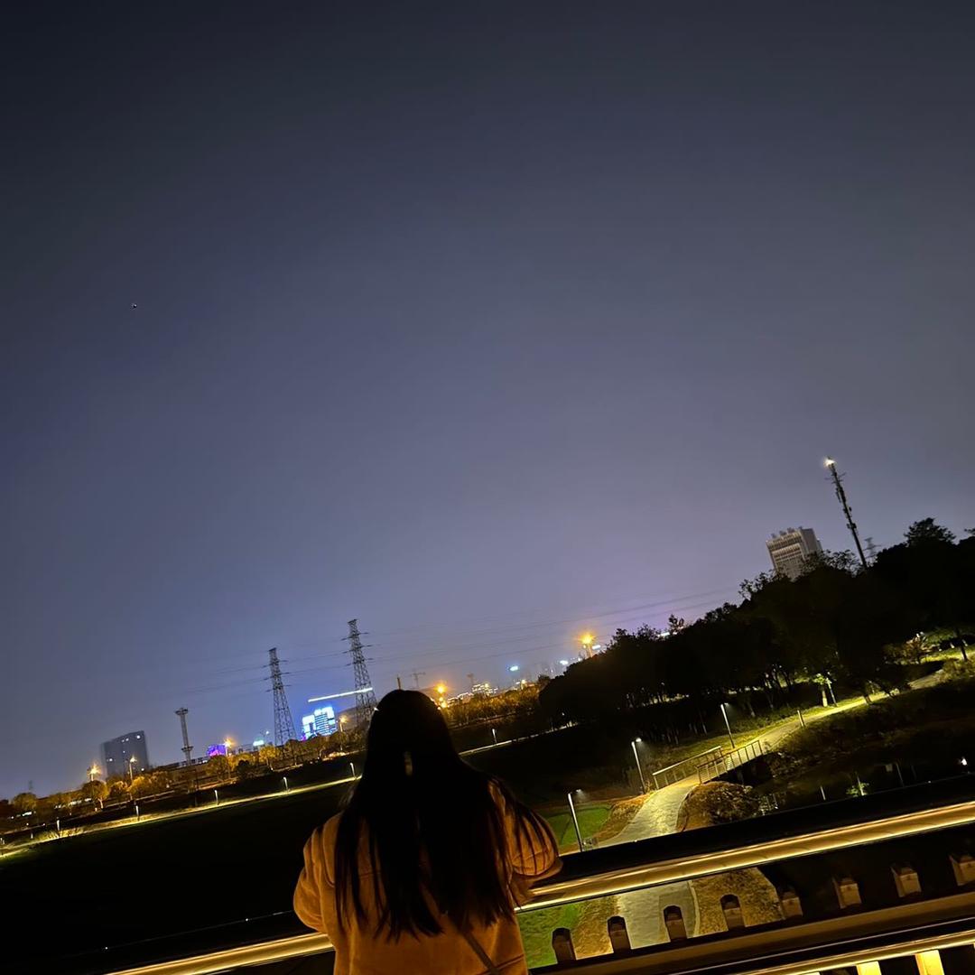 @小王