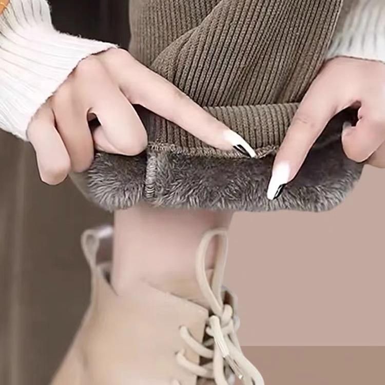 希希服饰工厂店